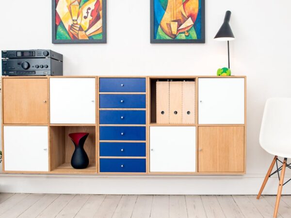 découvrez la bibliothèque billy d'ikea, un meuble polyvalent et élégant conçu pour organiser vos livres et objets avec style et fonctionnalité.