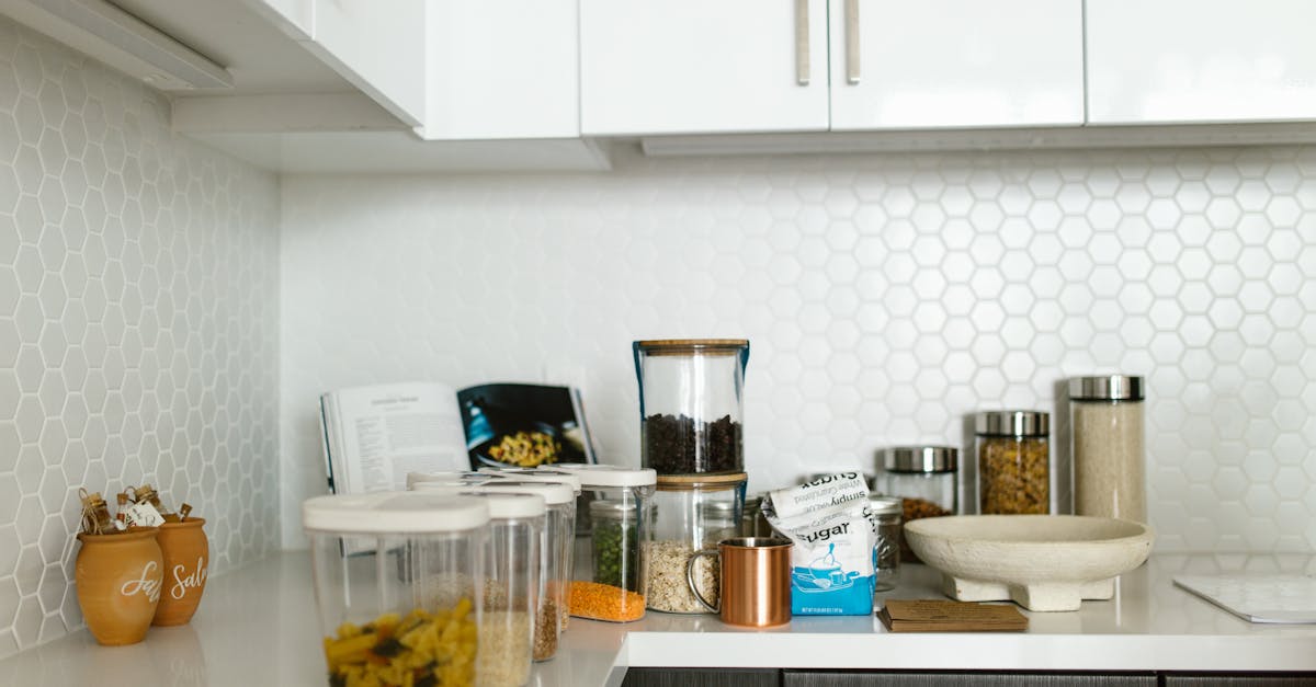 idées et solutions de rangement pour organiser efficacement votre cuisine et optimiser l'espace disponible.