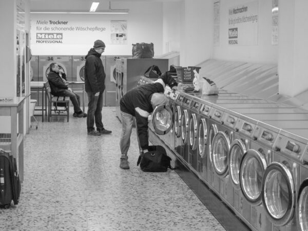 Comment enlever les mauvaises odeurs du lave-linge sans parfum entêtant